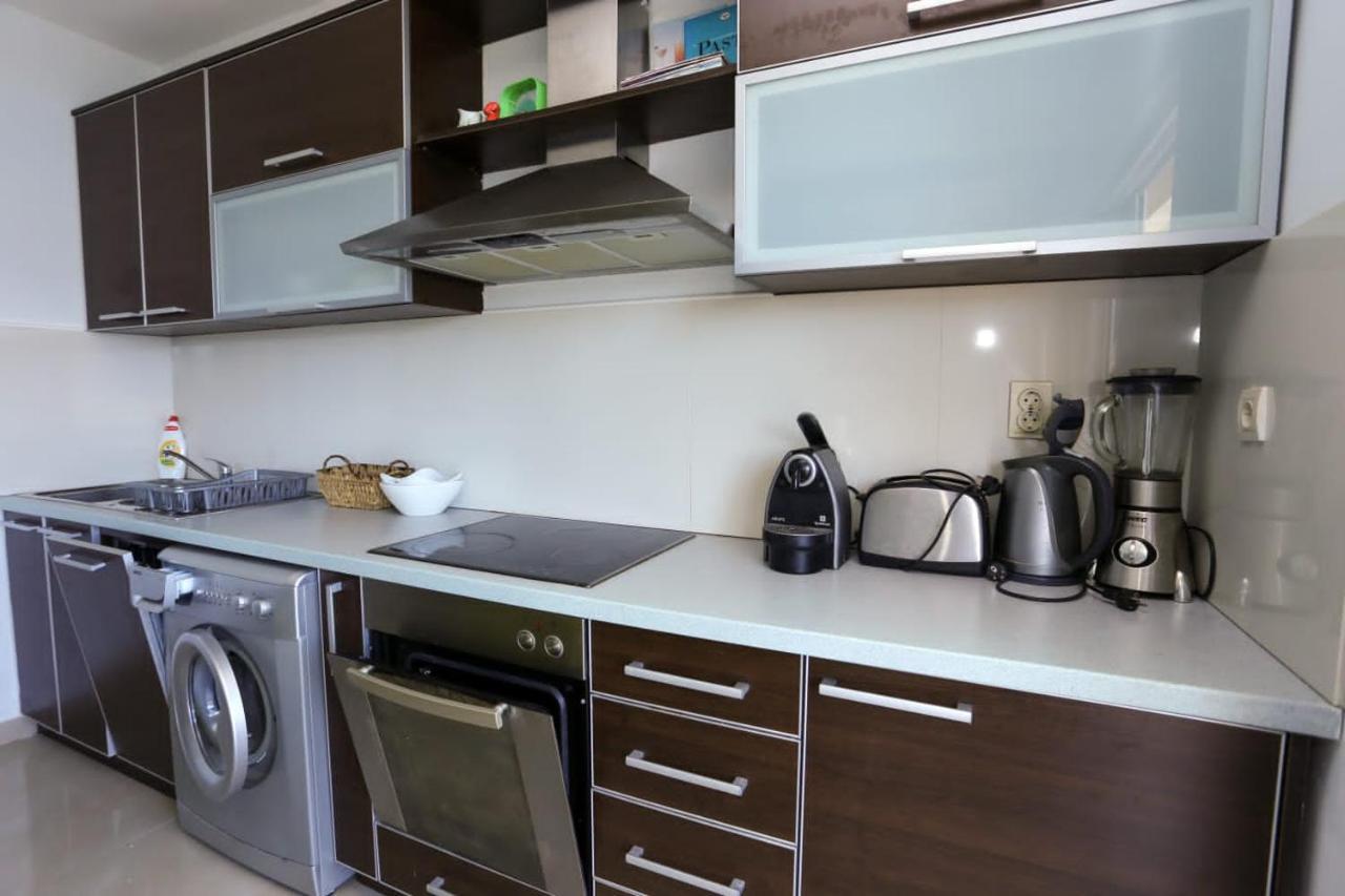 Mountain Bay Views Apartments Нивице Экстерьер фото