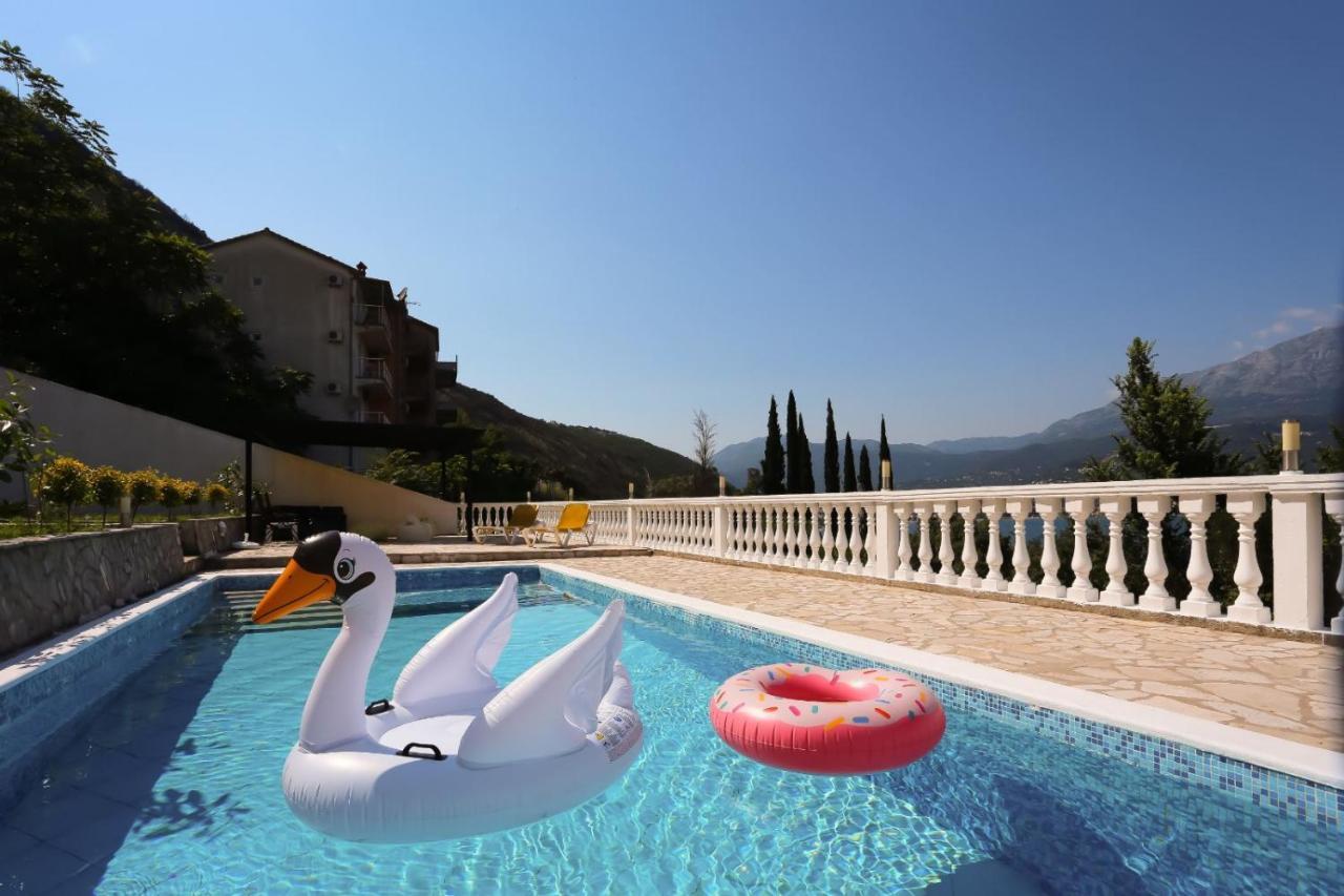 Mountain Bay Views Apartments Нивице Экстерьер фото