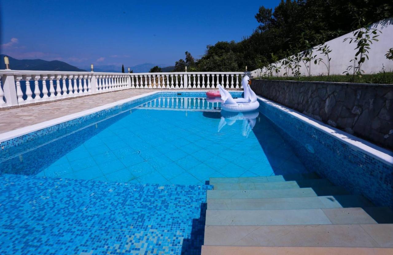 Mountain Bay Views Apartments Нивице Экстерьер фото