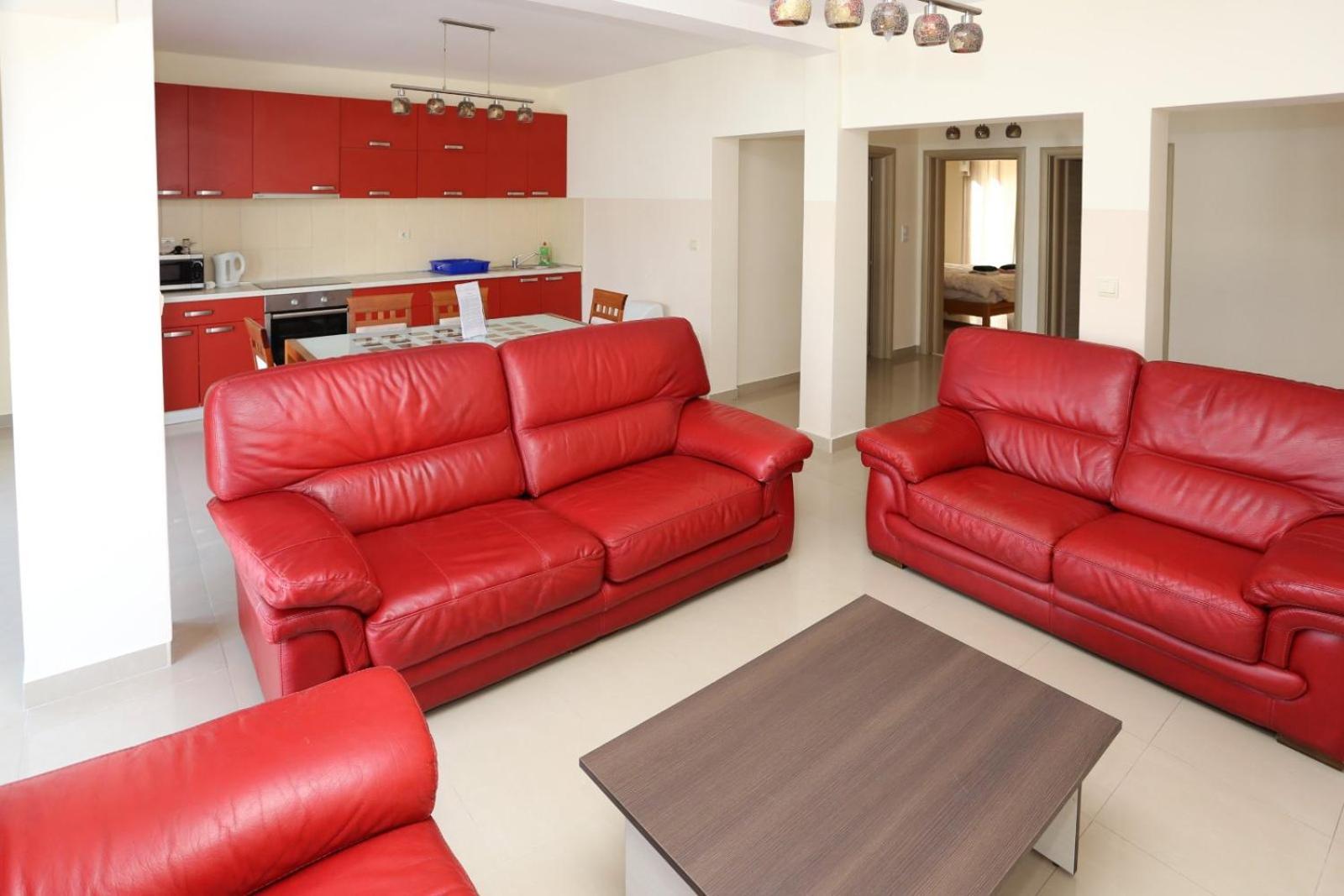 Mountain Bay Views Apartments Нивице Экстерьер фото