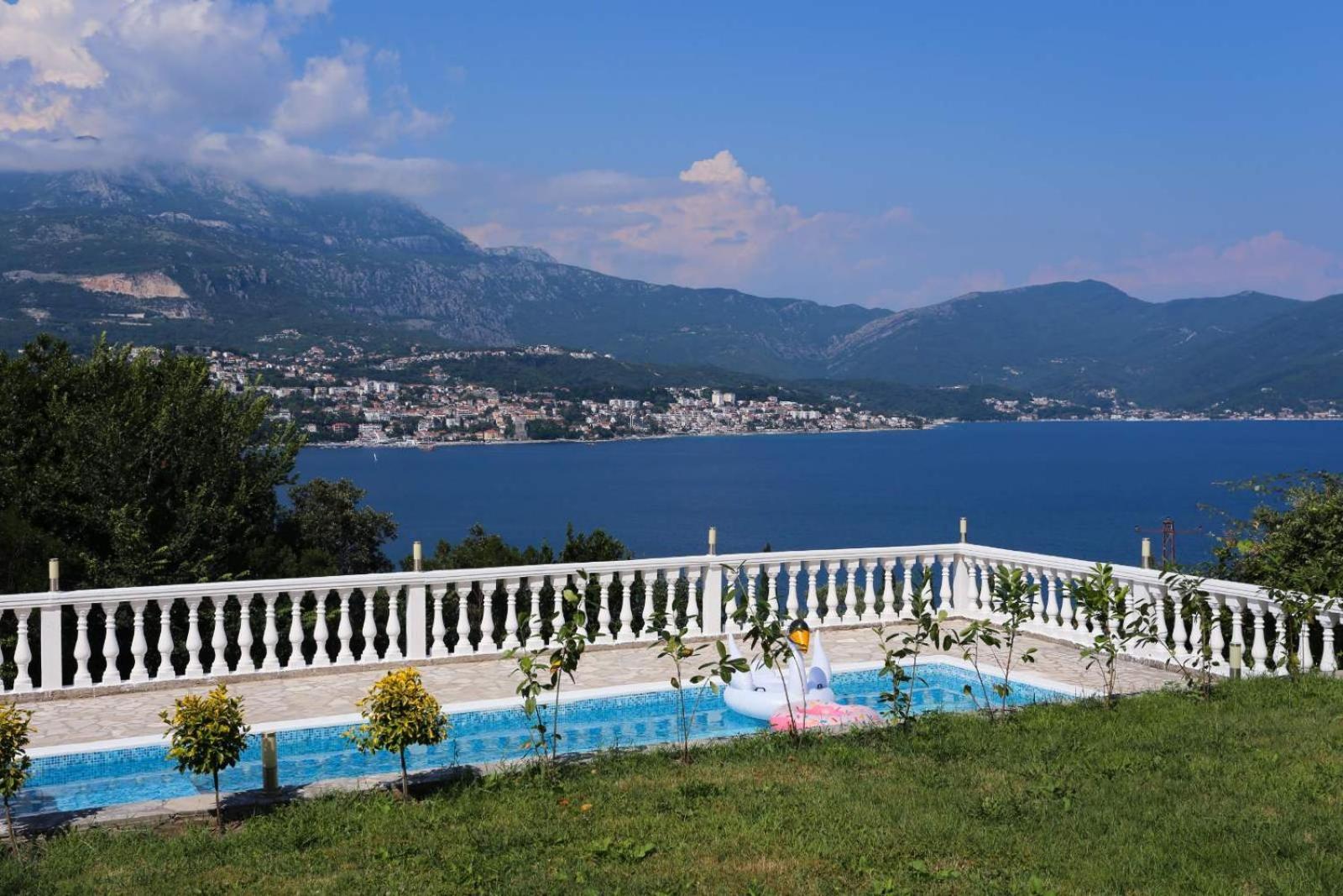 Mountain Bay Views Apartments Нивице Экстерьер фото